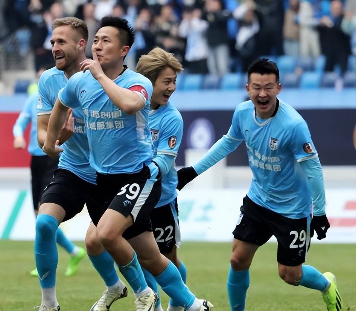 包含先失球后猛追!中超球队精神可嘉,表现抢眼的词条 包含先失球后猛追!中超球队精神可嘉,表现抢眼的词条