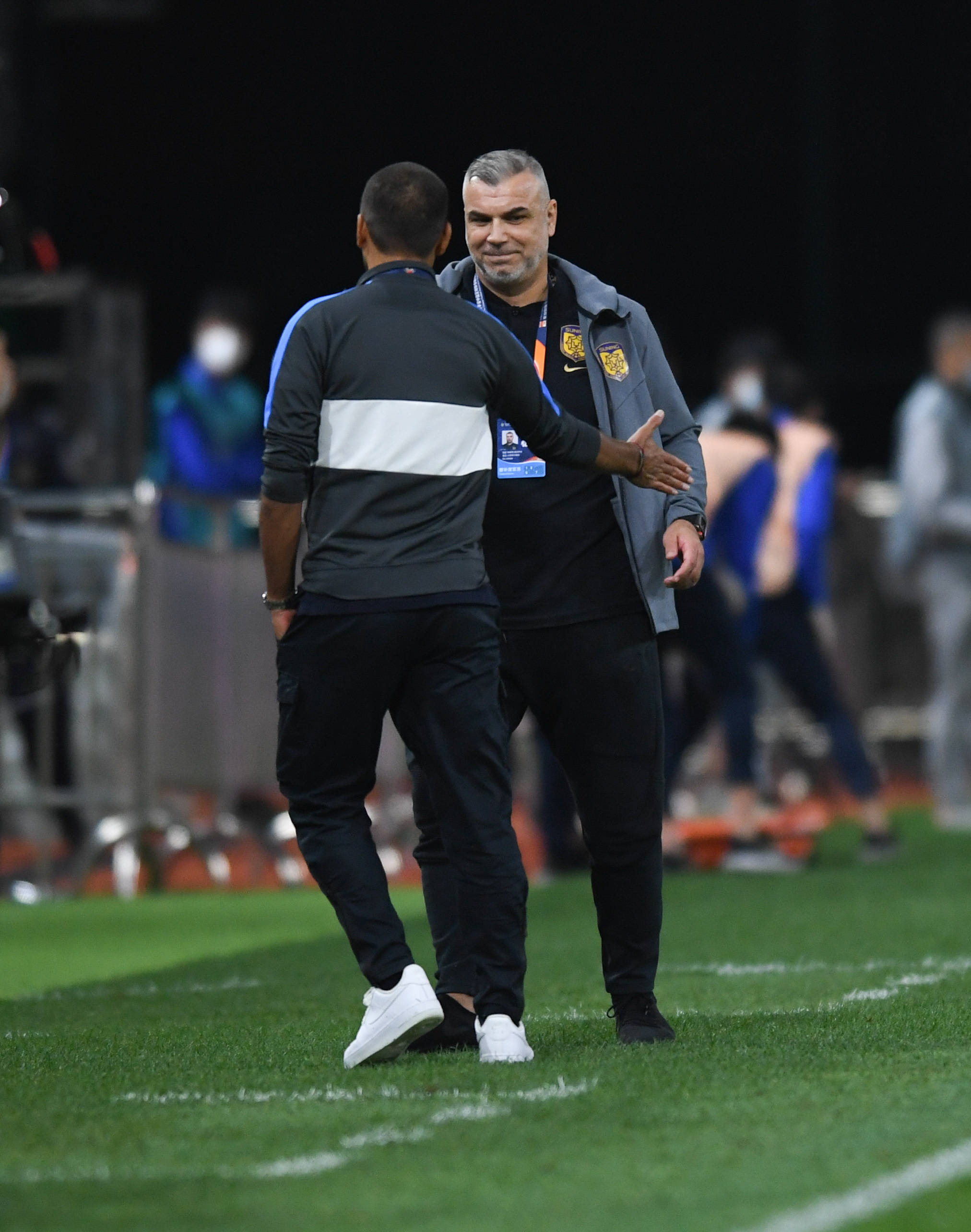 关于广州富力客场战胜江苏苏宁,终结两连败的信息 关于广州富力客场战胜江苏苏宁,终结两连败的信息