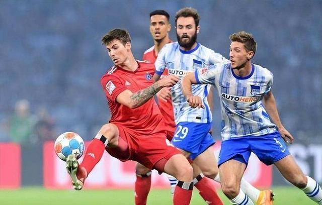 柏林赫塔坚守主场,堂堂获胜领先的简单介绍 柏林赫塔坚守主场,堂堂获胜领先的简单介绍