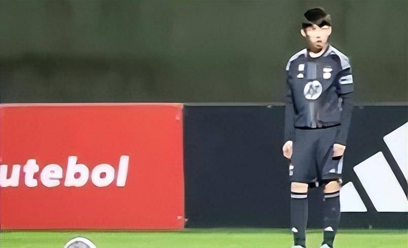 关于队员获赞誉，独步风云赛场，一举成名的信息