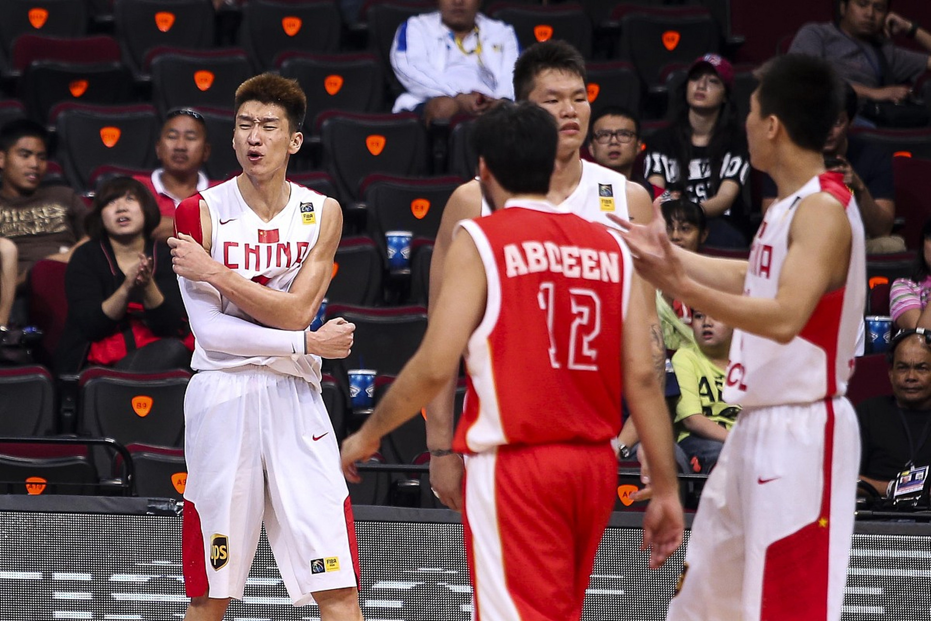 包含职业篮球比赛的实时结果揭晓,球员表现备受瞩目的词条 包含职业篮球比赛的实时结果揭晓,球员表现备受瞩目的词条