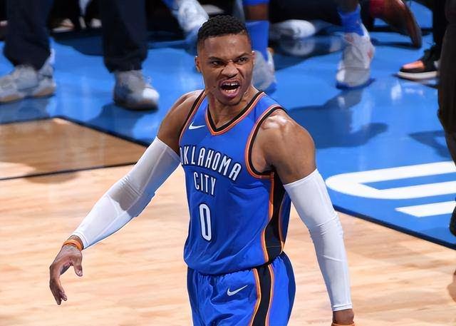 关于俄罗斯控卫收获生涯最佳表现成为球队得分王的信息 关于俄罗斯控卫收获生涯最佳表现成为球队得分王的信息