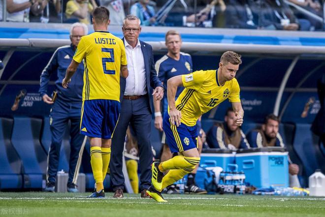 希腊队不敌斯洛伐克，欧国联淘汰首轮告负的简单介绍