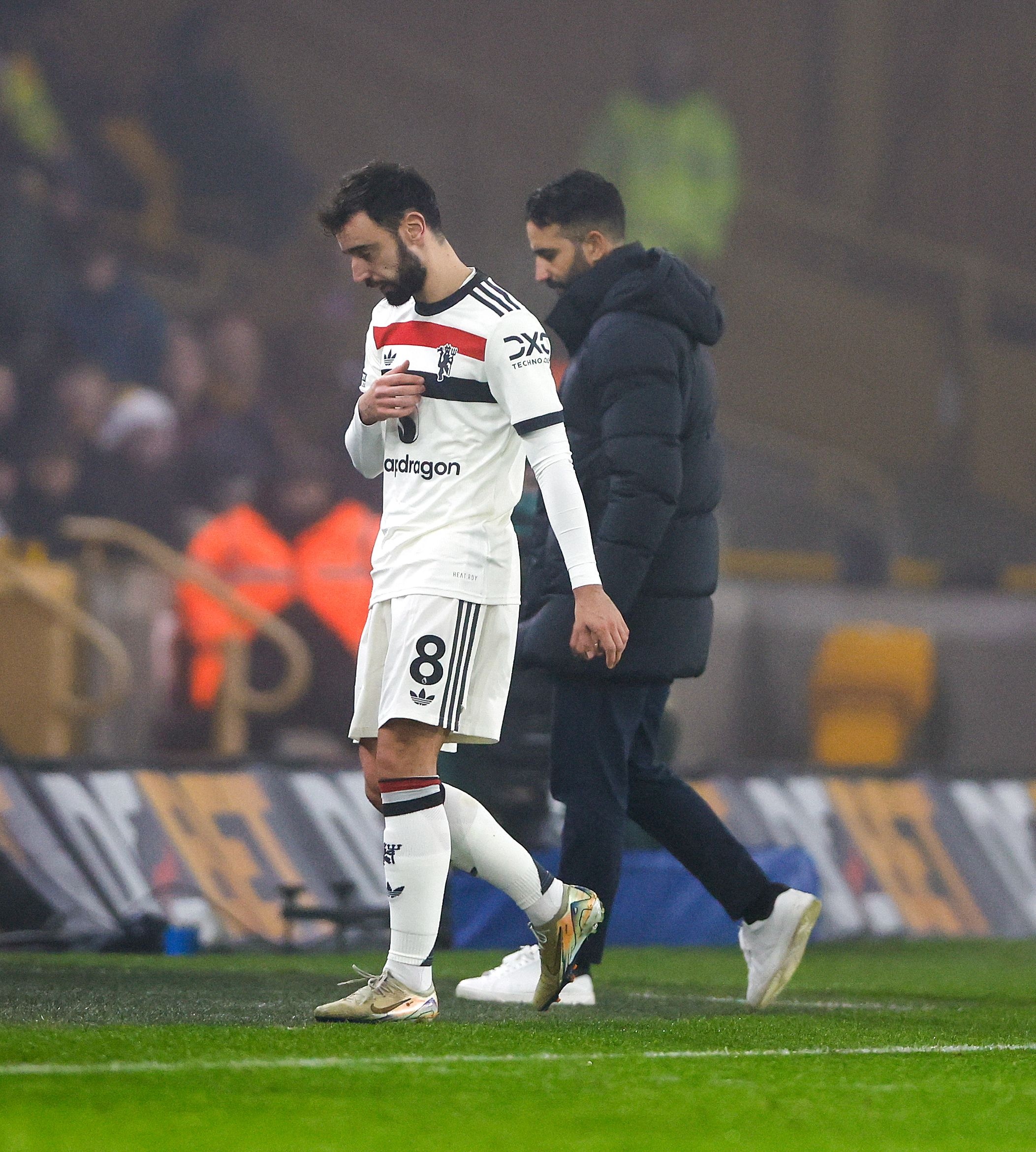 曼联爆冷落败,英超球队备战面对挑战 曼联爆冷落败,英超球队备战面对挑战