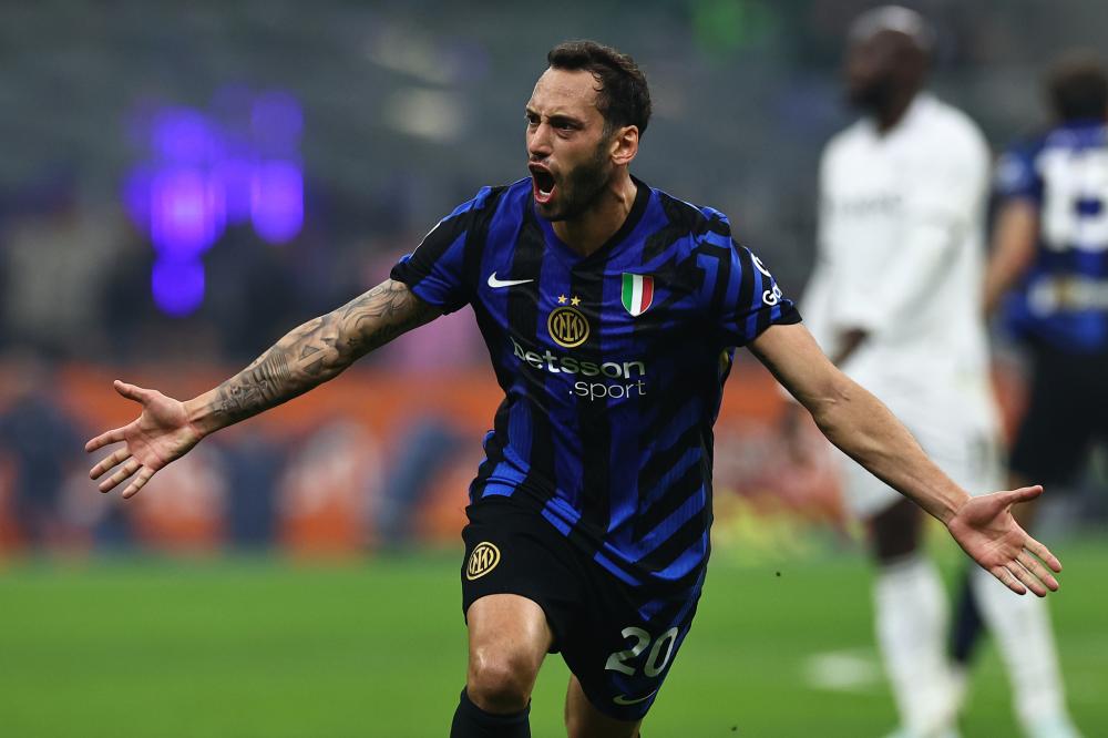 包含那不勒斯遭遇国米逆袭,惨遭绞杀的词条 包含那不勒斯遭遇国米逆袭,惨遭绞杀的词条