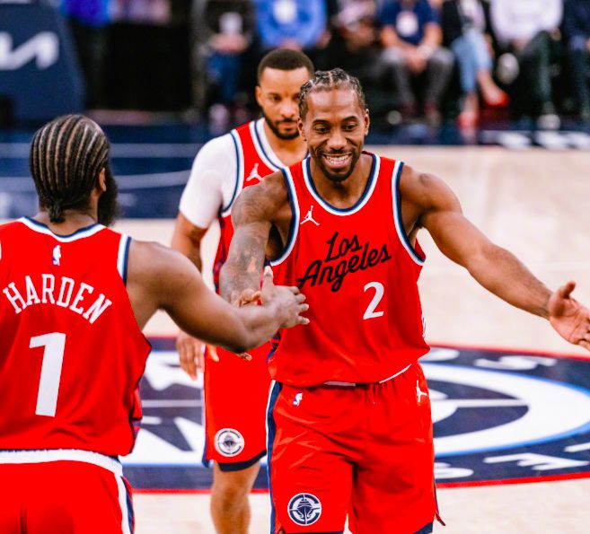 包含快船战胜独行侠,莱纳德再次发挥关键作用的词条 包含快船战胜独行侠,莱纳德再次发挥关键作用的词条