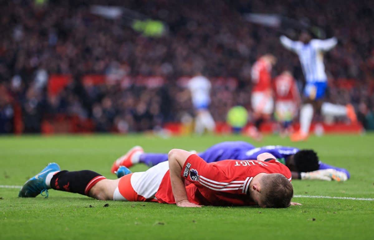 球队备战失误频频,被指责战术漏洞百出 球队备战失误频频,被指责战术漏洞百出