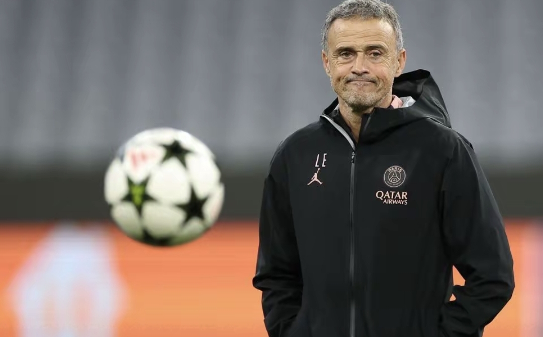 欧洲巨星们为争夺足球冠军展开激烈对决 欧洲巨星们为争夺足球冠军展开激烈对决