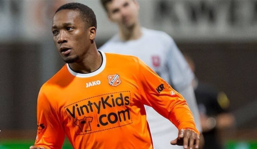 关于拜仁慕尼黑势不可挡,晋级淘汰荷甲升班马的信息 关于拜仁慕尼黑势不可挡,晋级淘汰荷甲升班马的信息