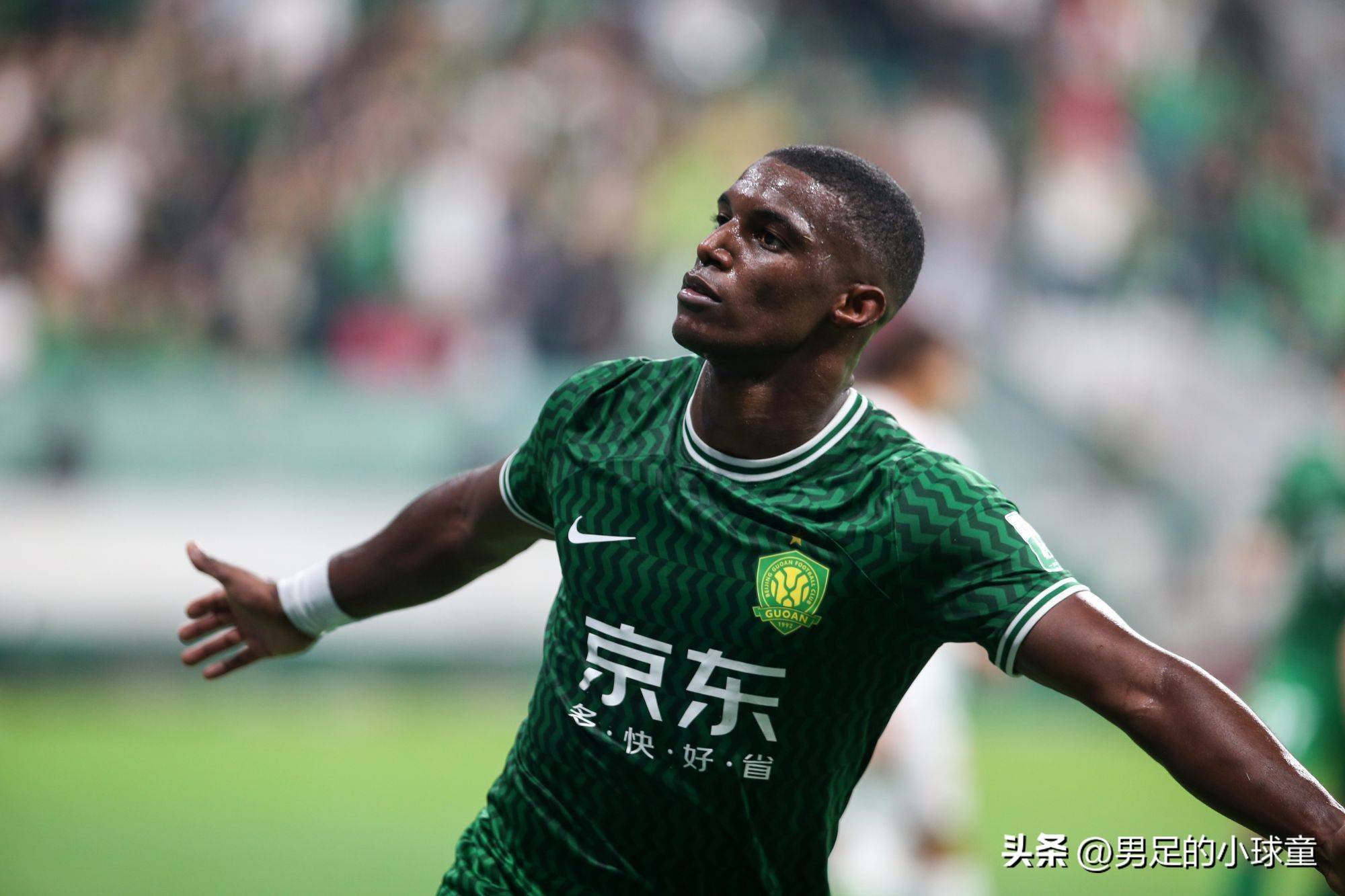 包含超级外援加盟助力球队逆袭,实力一跃成为实力派的词条 包含超级外援加盟助力球队逆袭,实力一跃成为实力派的词条