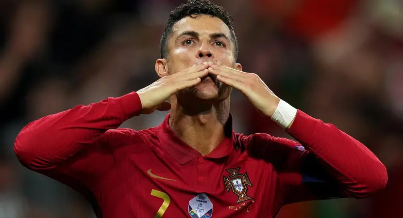 捷克队点球战胜俄罗斯,晋级下一轮 捷克队点球战胜俄罗斯,晋级下一轮