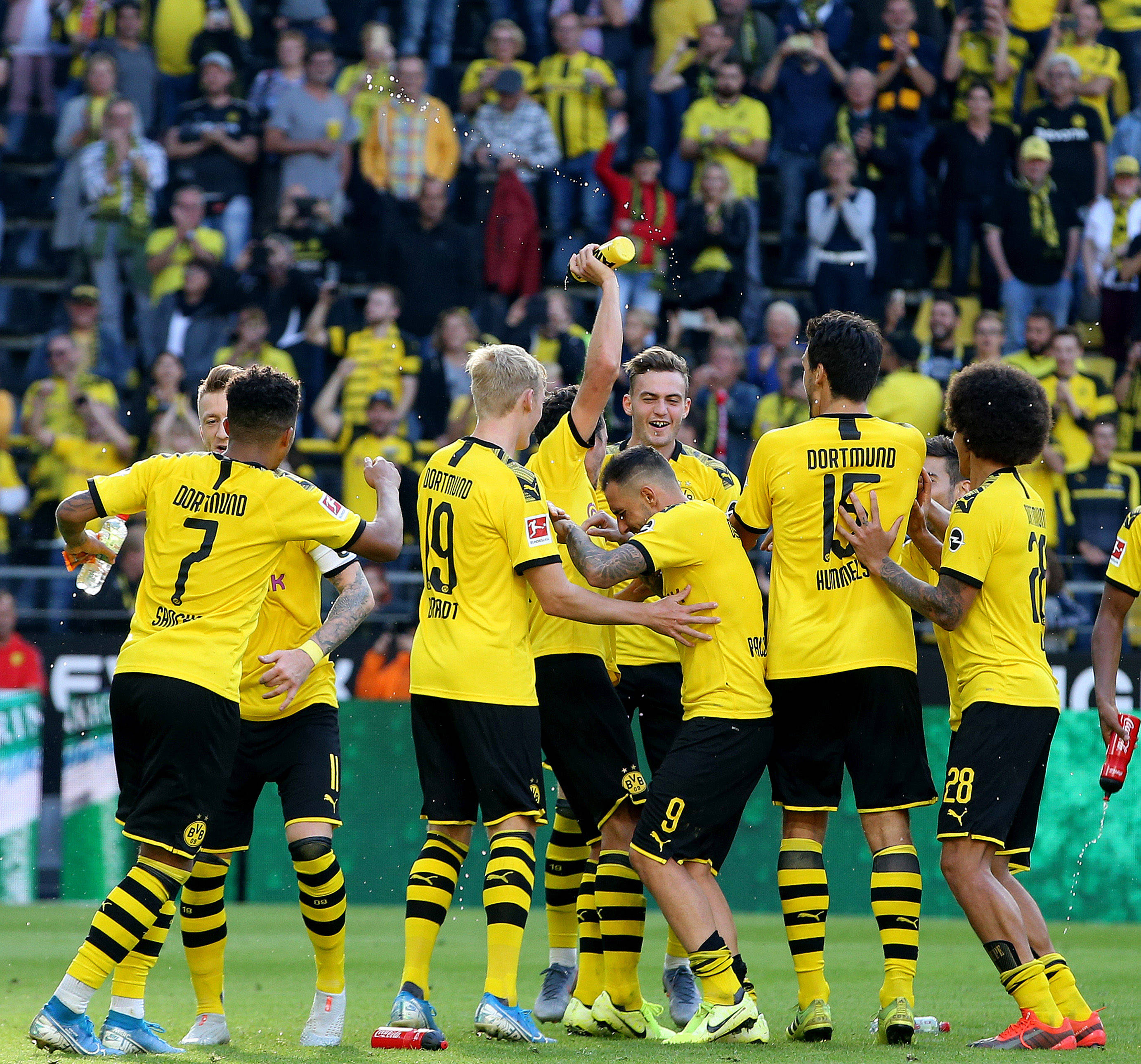 包含巴黎圣日耳曼险胜多特蒙德,晋级之路坎坷的词条 包含巴黎圣日耳曼险胜多特蒙德,晋级之路坎坷的词条