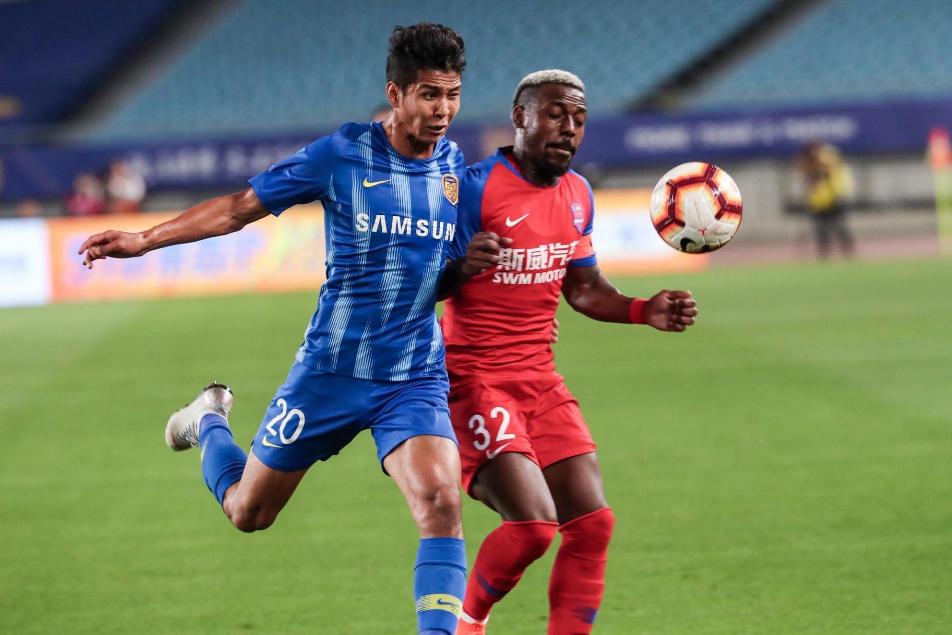 包含重庆斯威再战无力,遗憾输球于亚冠的词条 包含重庆斯威再战无力,遗憾输球于亚冠的词条