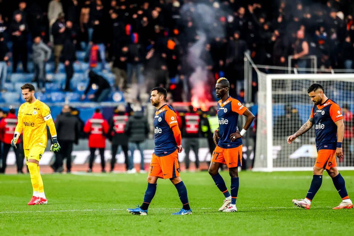 蒙彼利埃队在法甲比赛中全力以赴 蒙彼利埃队在法甲比赛中全力以赴