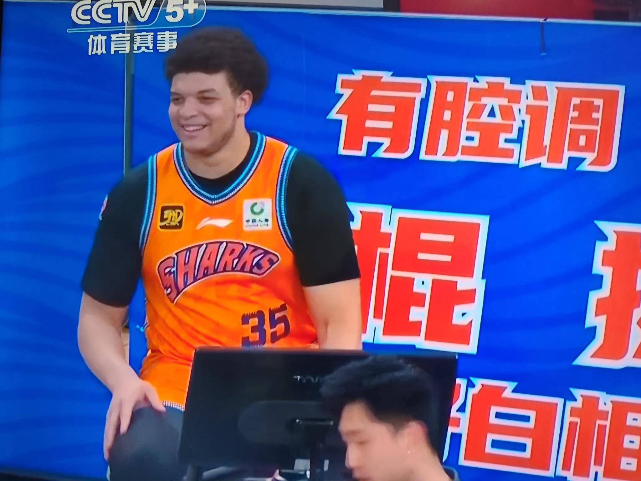 季后赛激烈角逐,球队压力山大的简单介绍 季后赛激烈角逐,球队压力山大的简单介绍