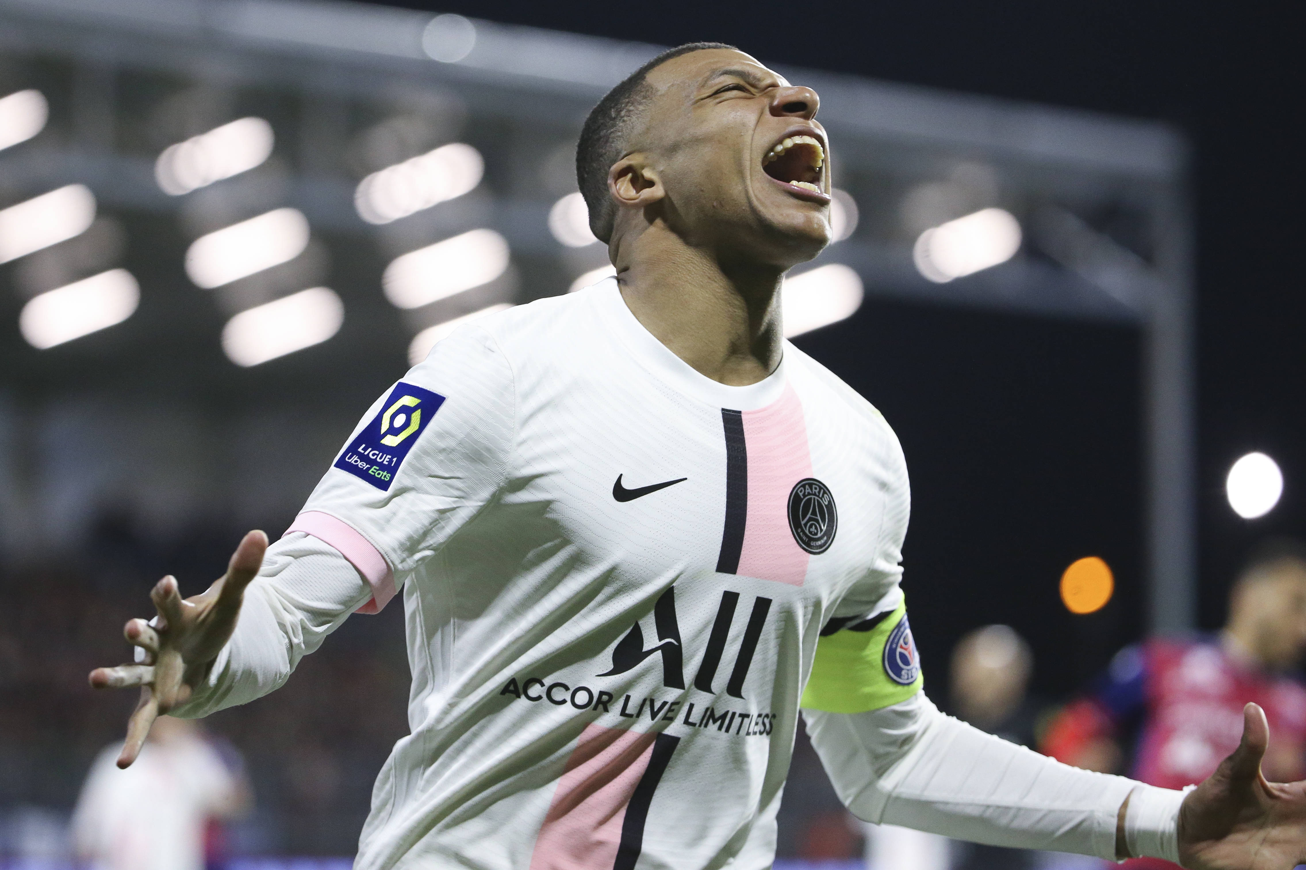 包含巴塞罗那风头盛,冠军联赛夺冠在望的词条 包含巴塞罗那风头盛,冠军联赛夺冠在望的词条