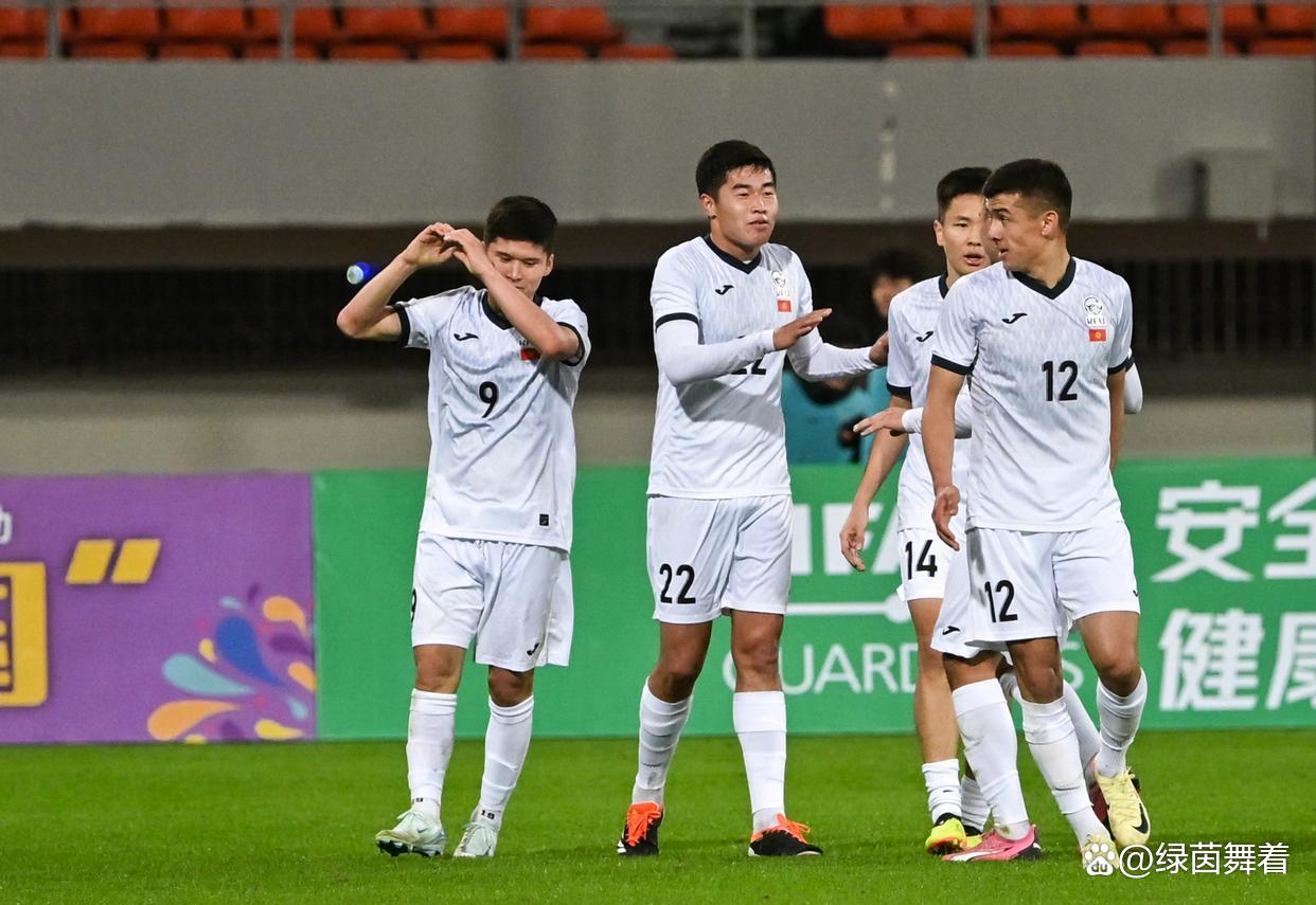 关于亚洲足球巨星集结,激战正酣!的信息 关于亚洲足球巨星集结,激战正酣!的信息