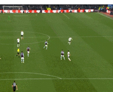 利物浦主场战平阿斯顿维拉,保持领先位置 利物浦主场战平阿斯顿维拉,保持领先位置