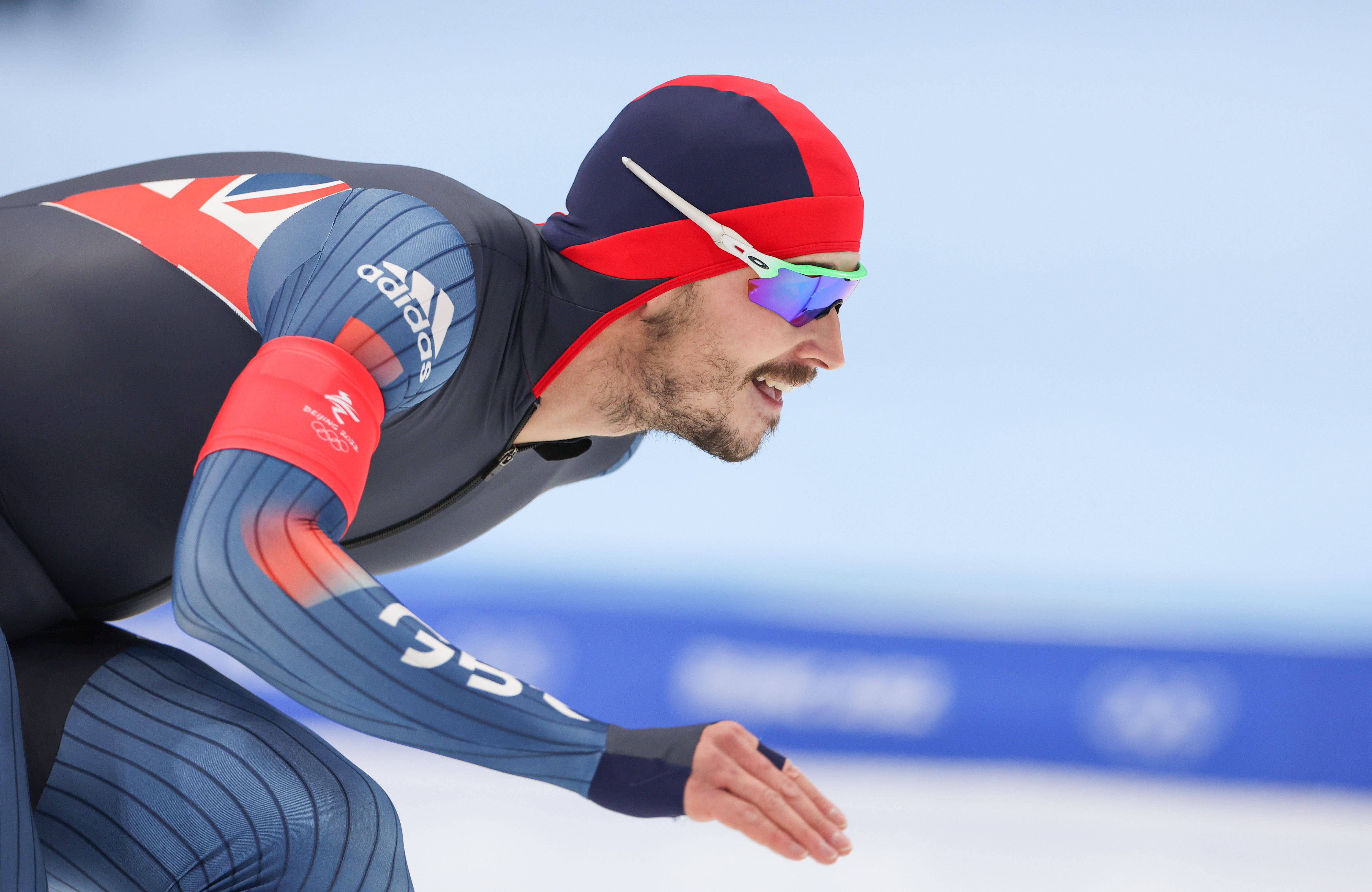 包含加拿大代表团在速度滑冰比赛中获得佳绩的词条