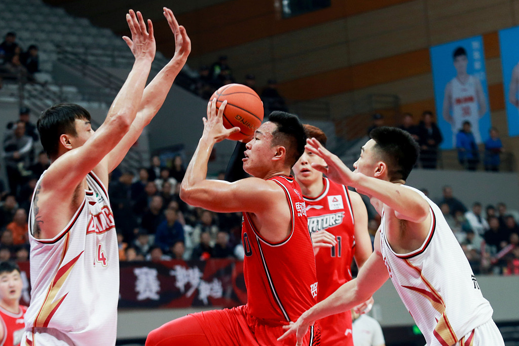 浙江主场击败对手,领先优势获得胜利成功 浙江主场击败对手,领先优势获得胜利成功