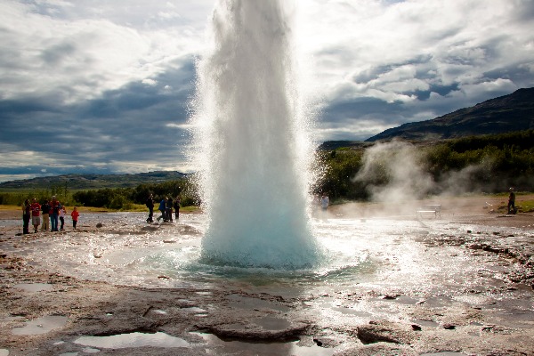 挪威国家队意外失利,被冰岛队击败 挪威国家队意外失利,被冰岛队击败