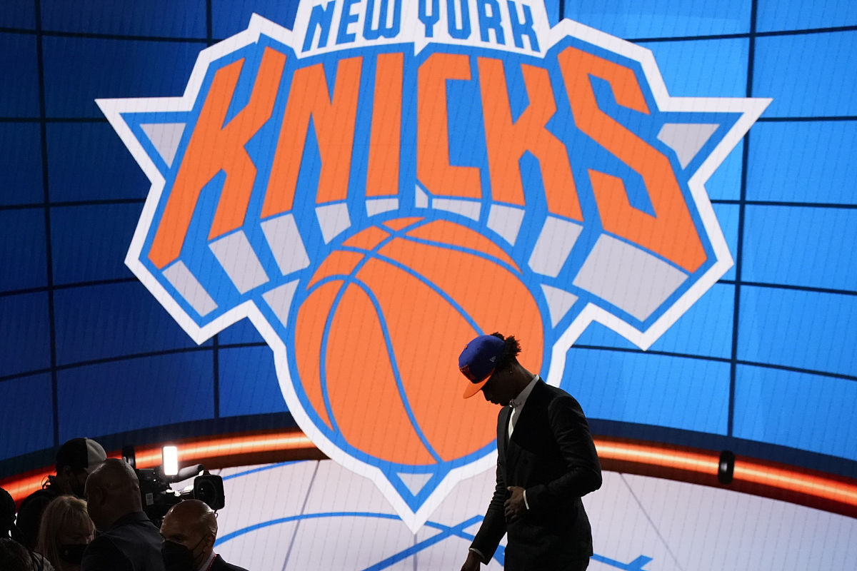 开拓者惨败76人,战绩一落千丈的简单介绍 开拓者惨败76人,战绩一落千丈的简单介绍