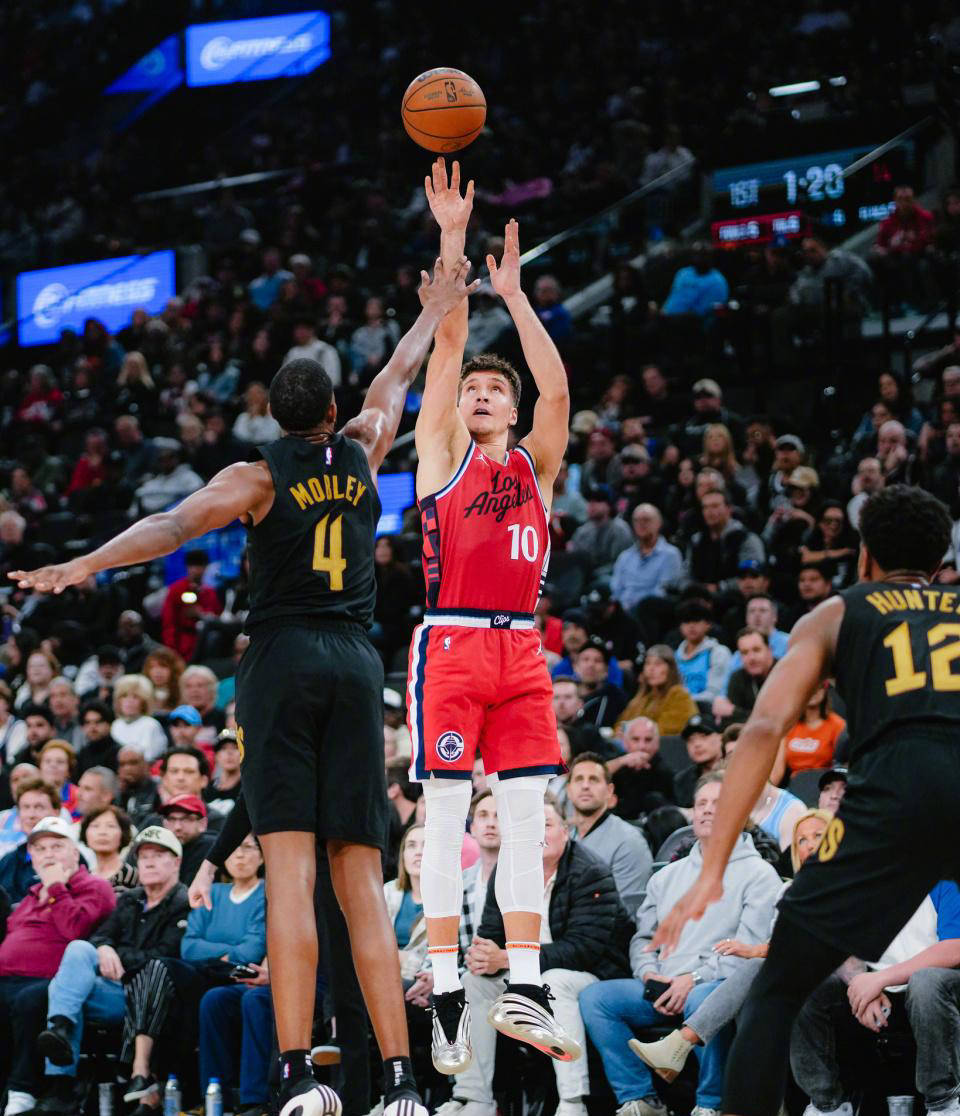 快船击败爵士,莱昂纳德全面爆发 快船击败爵士,莱昂纳德全面爆发