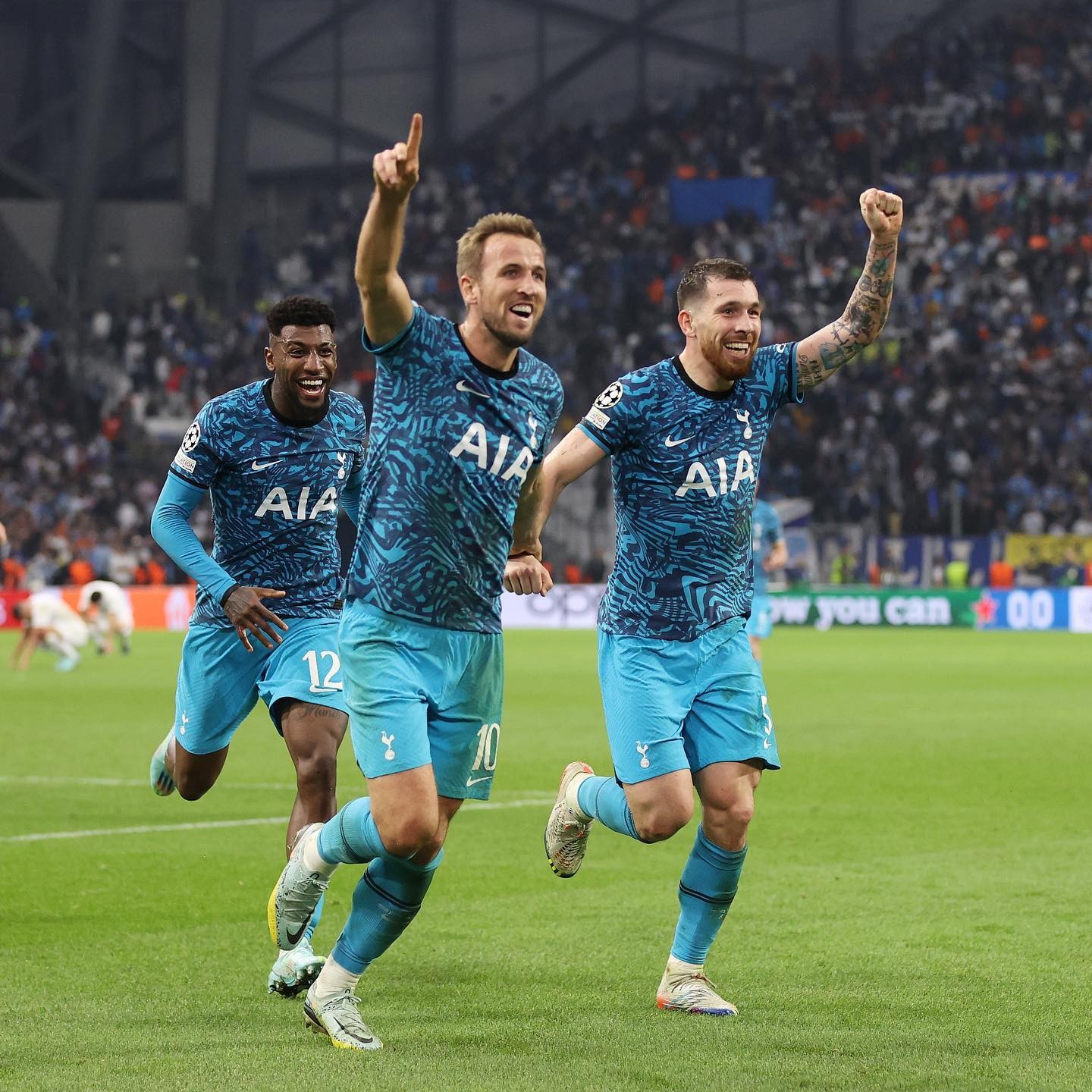 荷兰碾压希腊，凯恩高光表现