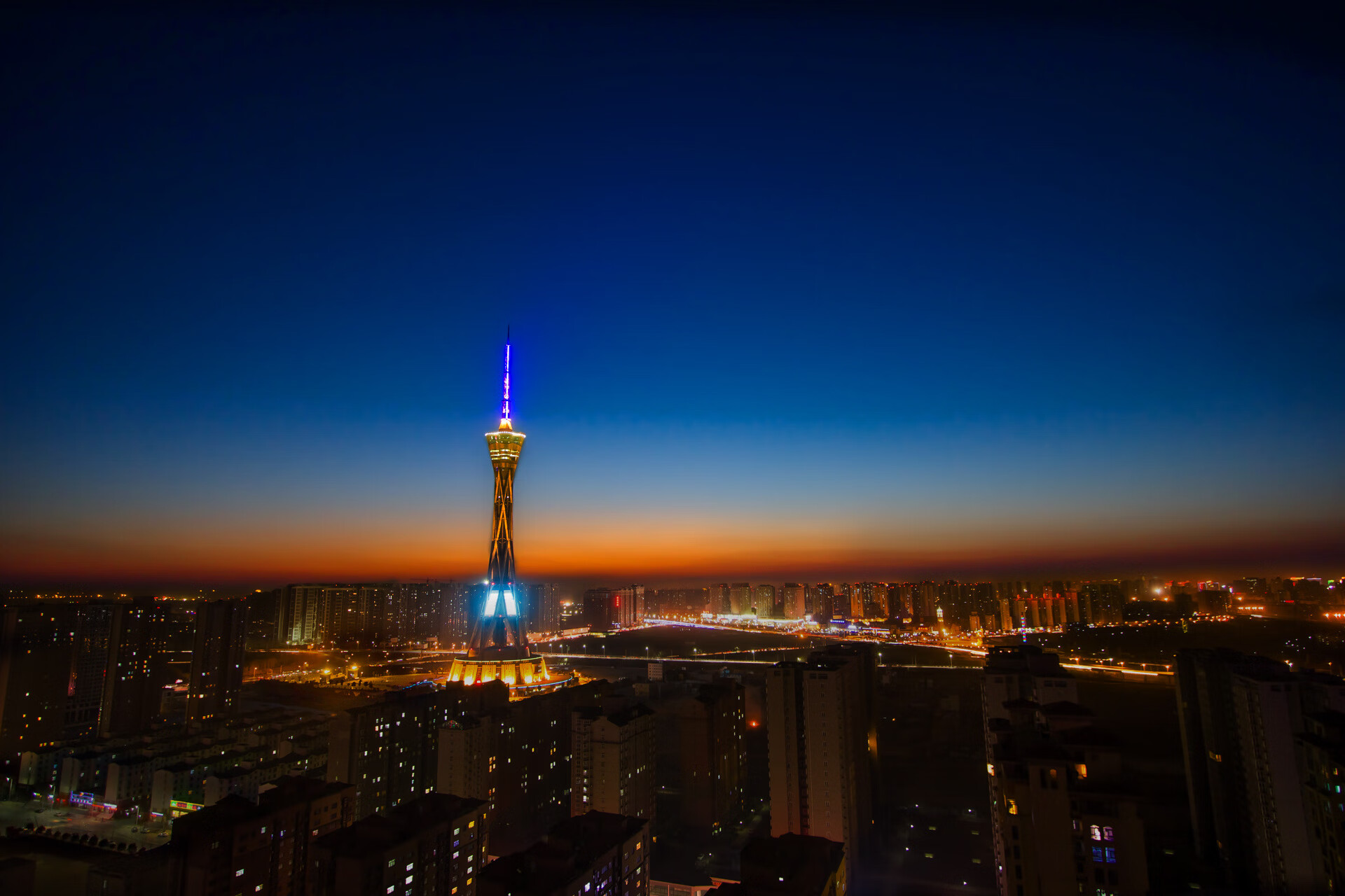 火力全开！马里强势压制比利时，黄喜灿化身关键先生定胜局