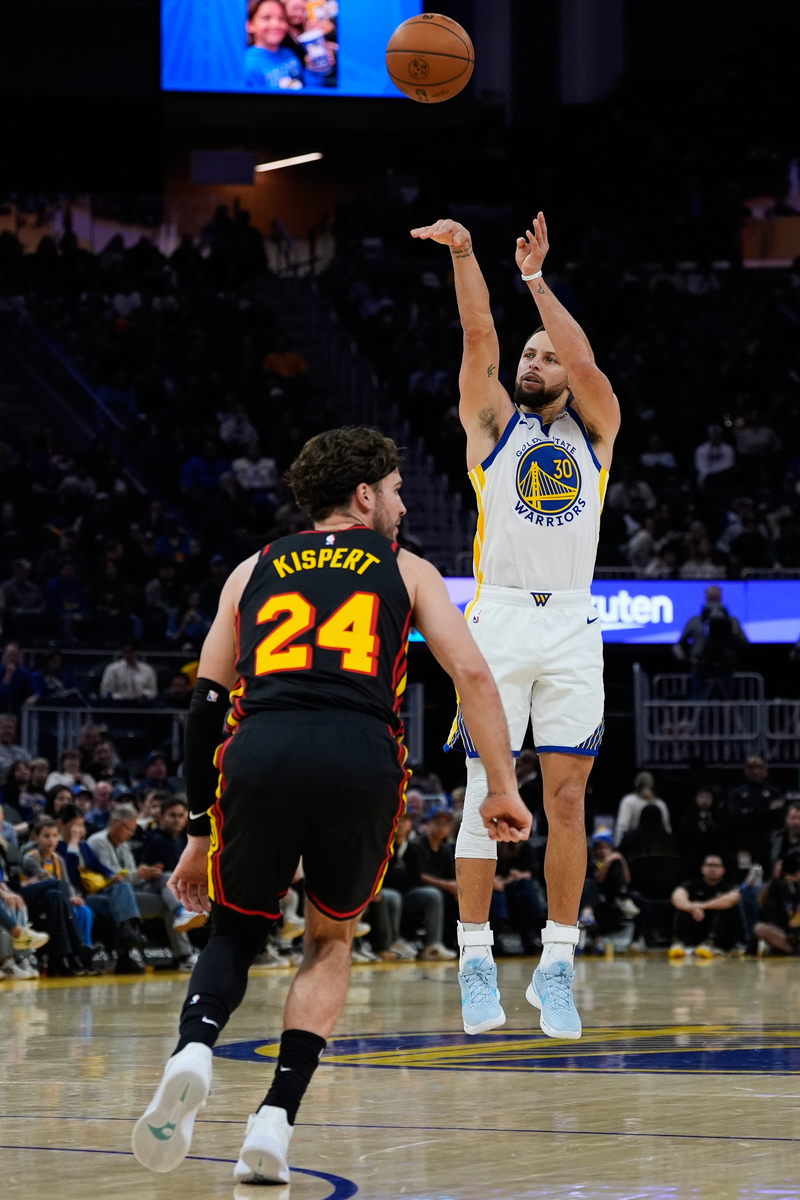 湖人狂胜开拓者，库里在焦点战证明自己